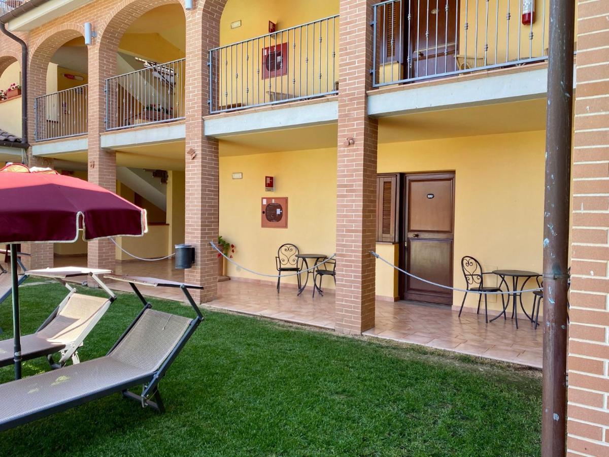 Hotel Ristorante Le Querciolaie Dei Ricci Fonteblanda Buitenkant foto