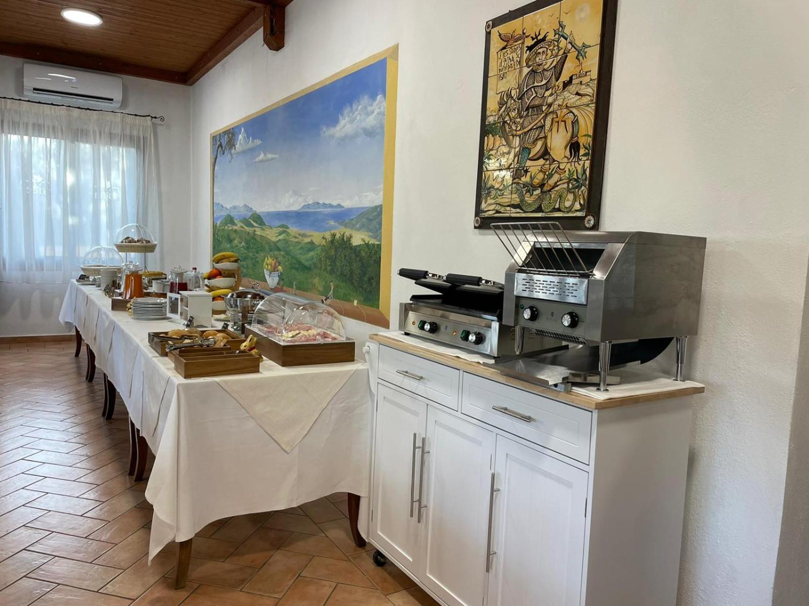 Hotel Ristorante Le Querciolaie Dei Ricci Fonteblanda Buitenkant foto