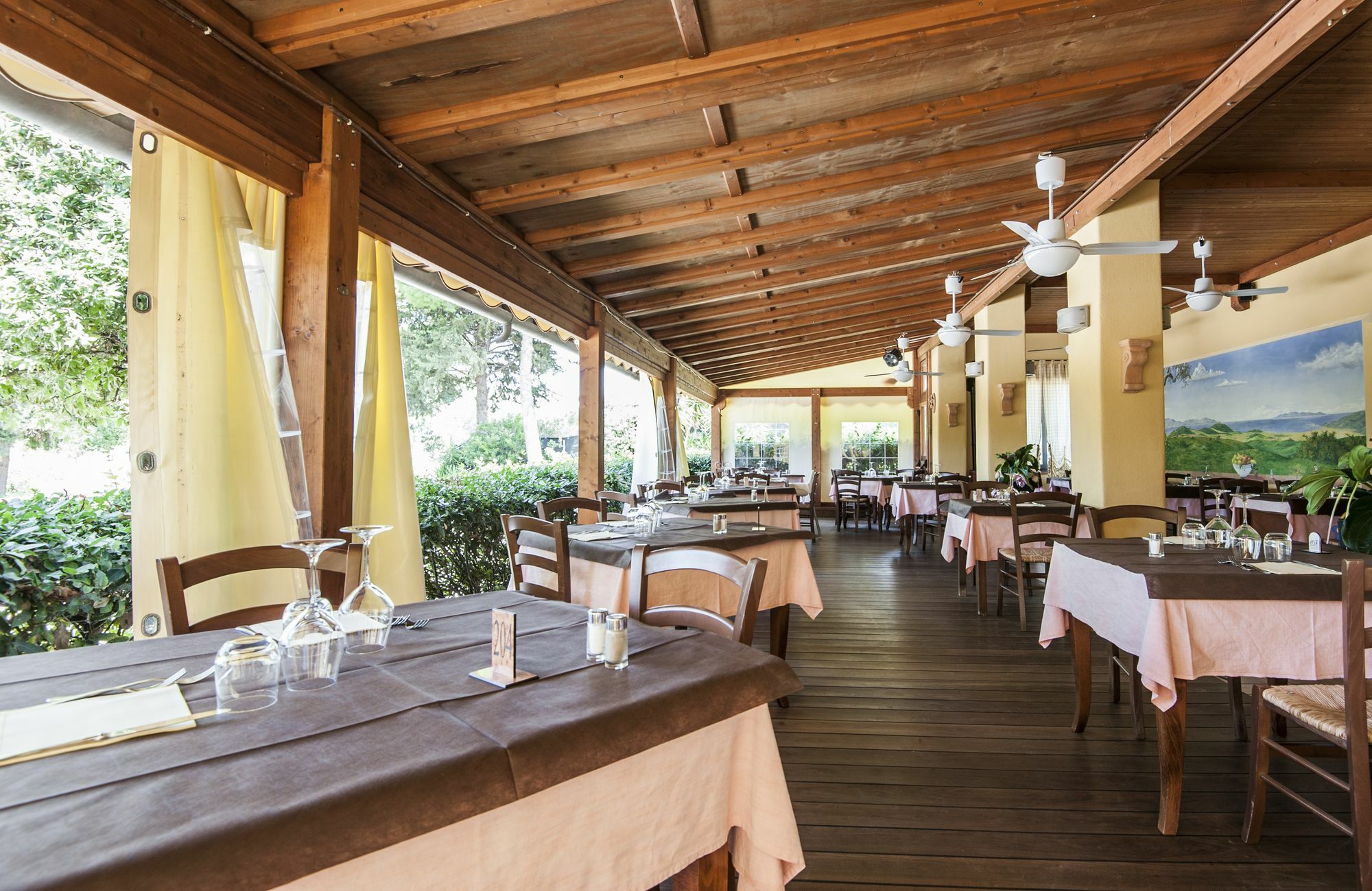 Hotel Ristorante Le Querciolaie Dei Ricci Fonteblanda Buitenkant foto